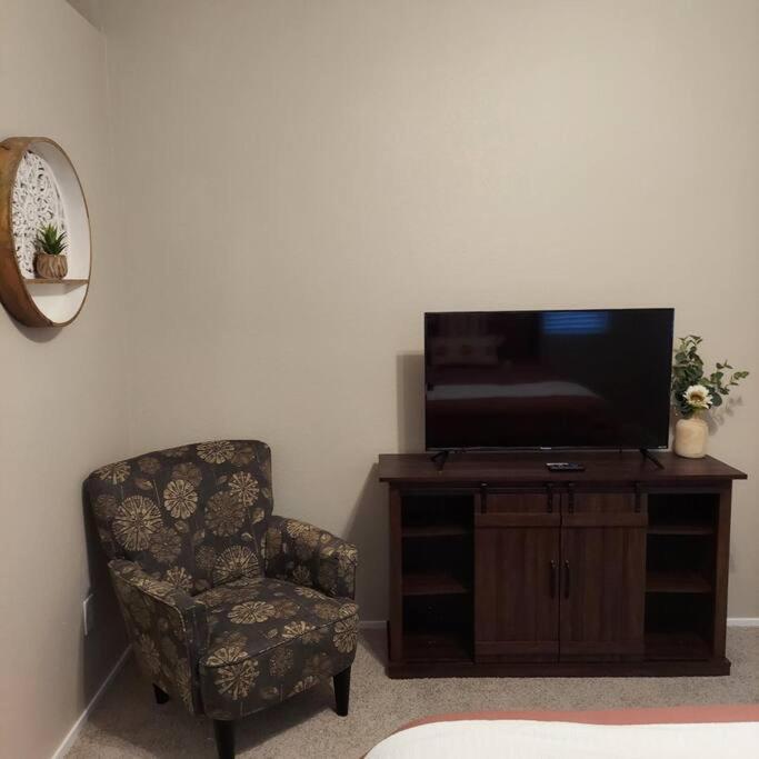 New Beautifully Remodeled Home In Las Vegas Bagian luar foto