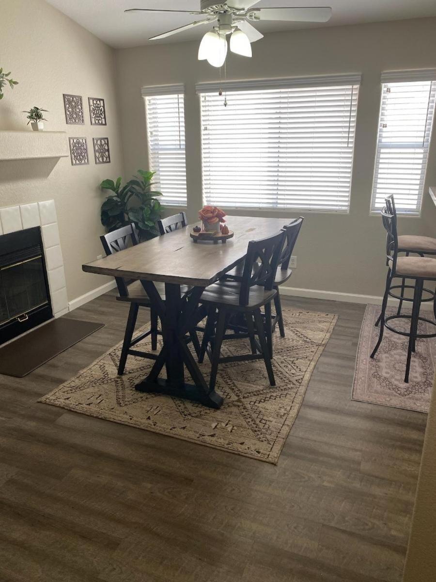New Beautifully Remodeled Home In Las Vegas Bagian luar foto